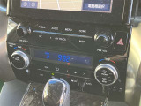 広々とした車内空間に優れた燃費性能。更にデザインも上質で人気のお車です!