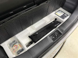 【パンク修理キット】スペアタイヤの代わりにパンク修理キットが備え付けられております