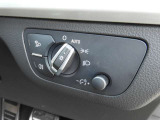 ドイツ車には特徴があり、メーターのメモリに一部色がついています。これはドイツでは推奨速度という考えがあるためです。安全で快適に走る際に適している速度を指しています