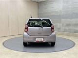 リヤ、後ろから見るとまた車の印象が変わってきますね☆☆