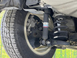 お車を安心してお乗りいただく為には、足回りの定期点検が欠かせません。サービスサポート(有償保証)では無料点検もご提供しており、安心のカーライフをお過ごしいただけるサポート体制が整っています。