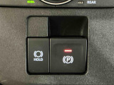 安全安心な走行のために、納車前には小さなクルマを知り尽くしたエキスパートが基本性能に関わる機能や状態を徹底的に点検しています。