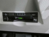 ビルトインタイプのETC車載機です。見た目もスマートで料金所通過もキャッシュレスです。