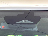 【三菱e-Assist】走行中に前方の車両等を認識し、衝突しそうな時は警報とブレーキで衝突回避と被害軽減をアシスト。より安全にドライブをお楽しみいただけます。