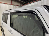 【サイドバイザー】悪天候時も換気ができるように☆車内に新鮮な空気を取り込めます!