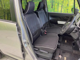 運転席シート廻りは使用感も少なく、良好な状態となっています。丁寧に使われていたことがよくわかりますね。