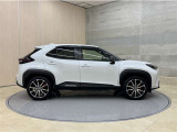 「中古車ハイブリッド保証」付き。ハイブリット機構を無償で保証します。保証期間は初度登録年月から10年目まで、または3年間の長い方。但し累計走行距離が20万km以内。