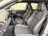 トヨタ中古車「まるごとクリーニング」施工済。外装はもちろん内装はシートを外して見えない所まで徹底洗浄しています。