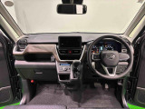 見易い計器類と運転し易いドライビングポジションは、視角も少なく前方&左右の見切りが良く運転し易いクルマです