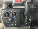 納車前には全車専用機械でクリーニングおこなっています!隅々までキレイに仕上げてからお渡しします!