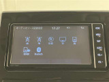 いまや必須装備「ナビゲーション」搭載!知らない場所にスイスイッとドライブ。もう、これなしではハンドルを握れませんね!でも運転中の操作は危険ですのでご注意ですね☆