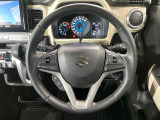 【純正革巻きステアリング】上質な革を使用することで、手にしっかり馴染みとても運転しやすいハンドルです♪