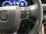 【レーダークルーズコントロール】高速道路での長距離走行が楽に!!自動で速度を保つクルーズコントロールが、衝突軽減システムと連携し、前方の車両を感知して車間を保つように速度調節してくれます^^