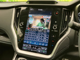 テレビ番組を画面で視聴でき、停車中の休憩時間にも車内で映像を楽しめます。チャンネルや番組表などの選択項目が画面にまとまり、視聴時の操作内容を確認しやすい構成です。