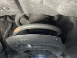 お車を安心してお乗りいただく為には、足回りの定期点検が欠かせません。サービスサポート(有償保証)では無料点検もご提供しており、安心のカーライフをお過ごしいただけるサポート体制が整っています。