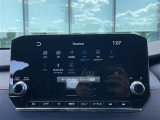 【Bluetooth】ナビゲーションと携帯電話/スマートフォンをBluetooth接続することができます。接続するとハンズフリーで使用することができるので、とても便利です。