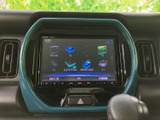 FM・AMやUSB、Bluetoothなど、複数の音源が画面に並び、好みに合わせて選びやすい構成です。普段の通勤から休日のお出かけまで、車内で音楽を楽しみたい方に便利なオーディオ画面です。