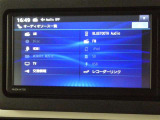 タッチパネル式で使いやすく、お出かけもラクラクです。