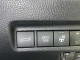 ステアリングヒーター付き。寒い日のドライブも、手のひらから温めてくれます。