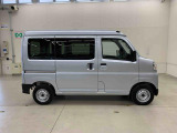 軽自動車、小型車を中心に常時300台展示車を御用意させて頂いております