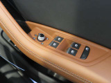 厳選仕入れで自信を持ってお勧めできる中古車だからこそ、ご契約前には必ず、お客様ご自身の目での現車確認をお願いしております。