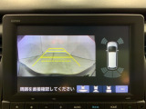 リアカメラ付で、後方をナビ画面で確認。車庫入れも安心です。もちろん、バックギアと連動しています。