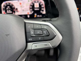 ステアリング右側ではDigital Cockpit Proの表示切替やメニュー操作が可能。手元から各種情報を操作できます。