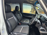 車内もキレイで嫌な臭いもありません☆車内の臭い、汚れが気になる方は内装のスチームクリーナーも施工可能です♪