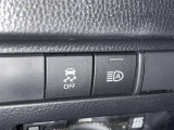 【横滑り防止機能】 車両走行安定補助システム搭載  車が横滑りしそうになった際に、横滑りを防ぐ安全装備が付いています。