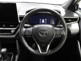 各操作スイッチなどもハンドルから手を放すことなく操作可能で安全運転に支援いたします!