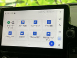 ナビゲーションや各種連携メニューが画面にまとまり、必要な項目を探しやすい構成です。日々の移動を便利にサポートし、使いたい機能へスムーズにアクセスできます。