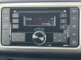 CD再生はもちろん、AUXやUSB接続で多様な音楽をお楽しみいただけます。使いやすいインターフェースで、快適なドライブをサポートします。