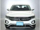 車両正面デイドライビングライト、LEDマトリクスヘッドライト「IQ.LIGHT」搭載車両