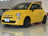 レトロモダンなデザインと限定カラーがマッチ。FIATらしい遊び心を存分に感じられるスタイリングです。