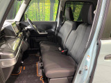 運転席シート廻りは使用感も少なく、良好な状態となっています。丁寧に使われていたことがよくわかりますね。