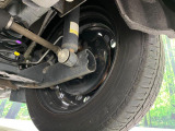 お車を安心してお乗りいただく為には、足回りの定期点検が欠かせません。サービスサポート(有償保証)では無料点検もご提供しており、安心のカーライフをお過ごしいただけるサポート体制が整っています。