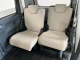 【スライドシート】後席にもスライド機構があることで、細やかに荷室スペースを確保!日常の様々なシーンに対応します♪