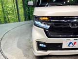 【シーケンシャルターンランプ付きLEDヘッドライト】人気の『流れるウィンカー』付きのLEDヘッドライトを装備♪高級感はもちろん、点灯時は存在感たっぷりで他車からも認識されやすく安心です。