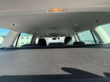 車内の天井です。汚れ、たるみ、タバコのヤニはなし