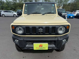 当店在庫は外装、内装クリーニング後に展示し、併せて事故修復歴の有無、メーター改ざん歴の有無も第三者機関による検査を全台実施しております。車検、整備、鈑金塗装も自社で対応できますのでご安心ください。