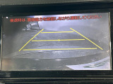 【バックモニター】後ろのカメラの映像をモニターに映し出すことができます!後方の見えない死角や、障害物との距離感をしっかり確認することができます!駐車が苦手な方におすすめです。