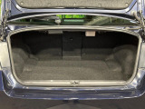 積み下ろしのしやすいデッキにはたっぷりと荷物を積み込んでいただけます。遊びから仕事まで、様々なシーンで頼れます♪