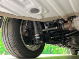 お車を安心してお乗りいただく為には、足回りの定期点検が欠かせません。サービスサポート(有償保証)では無料点検もご提供しており、安心のカーライフをお過ごしいただけるサポート体制が整っています。