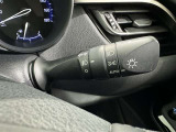 【オートライト】車外の明るさに応じて自動的にライトの点灯・消灯をしてくれます