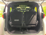 ドライバーによって運転しやすいポジションは異なり、あの車はどうなのか不安なこともありますよね。気になるお車は店頭で乗り込んでご確認いただけます♪