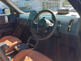 このお車はMINI NET浦和美園に展示中です!総在庫900台を当店でご案内可能です!ご来場、お問い合わせをスタッフ一同お待ちしております。