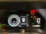 様々な車両情報を表示できるハイブリッド専用アクティブマルチインフォメーションメーターは4つのデザインからお好みをチョイス!
