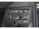 【ETC】 ETCを装備していれば、暑い日や寒い日、雨の日も窓を開ける必要がないので快適ドライブが楽しめます。