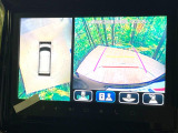 【全方位モニター用カメラ】専用のカメラにより、上から見下ろしたような視点で360度クルマの周囲を確認することができます☆死角部分も確認しやすく、狭い場所での切り返しや駐車もスムーズに行えます。