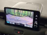 【バックカメラ】駐車時に後方がリアルタイム映像で確認できます。大型商業施設や立体駐車場での駐車時や、夜間のバック時に大活躍!運転スキルに関わらず、今や必須となった装備のひとつです!